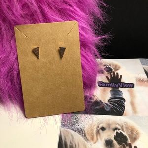 Earrings Women Jewelry
Used in good condition